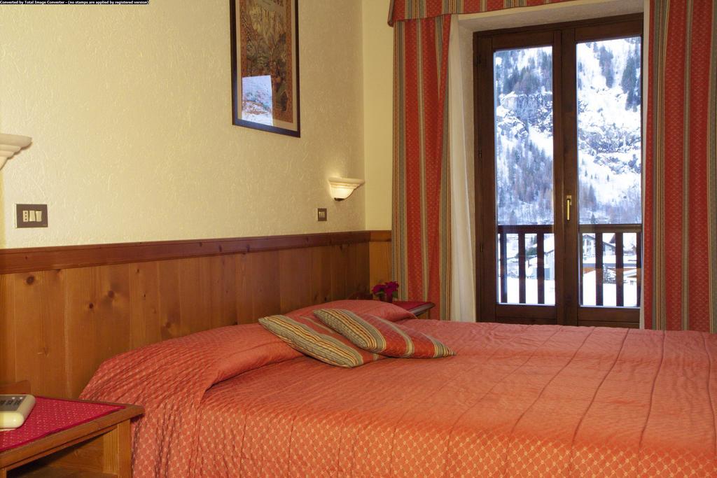 Centrale Courmayeur Kültér fotó