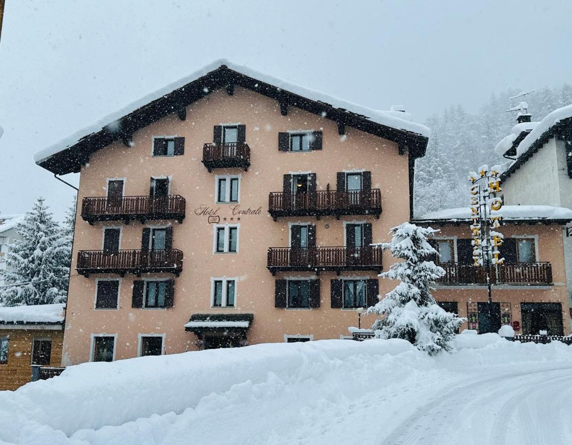Centrale Courmayeur Kültér fotó