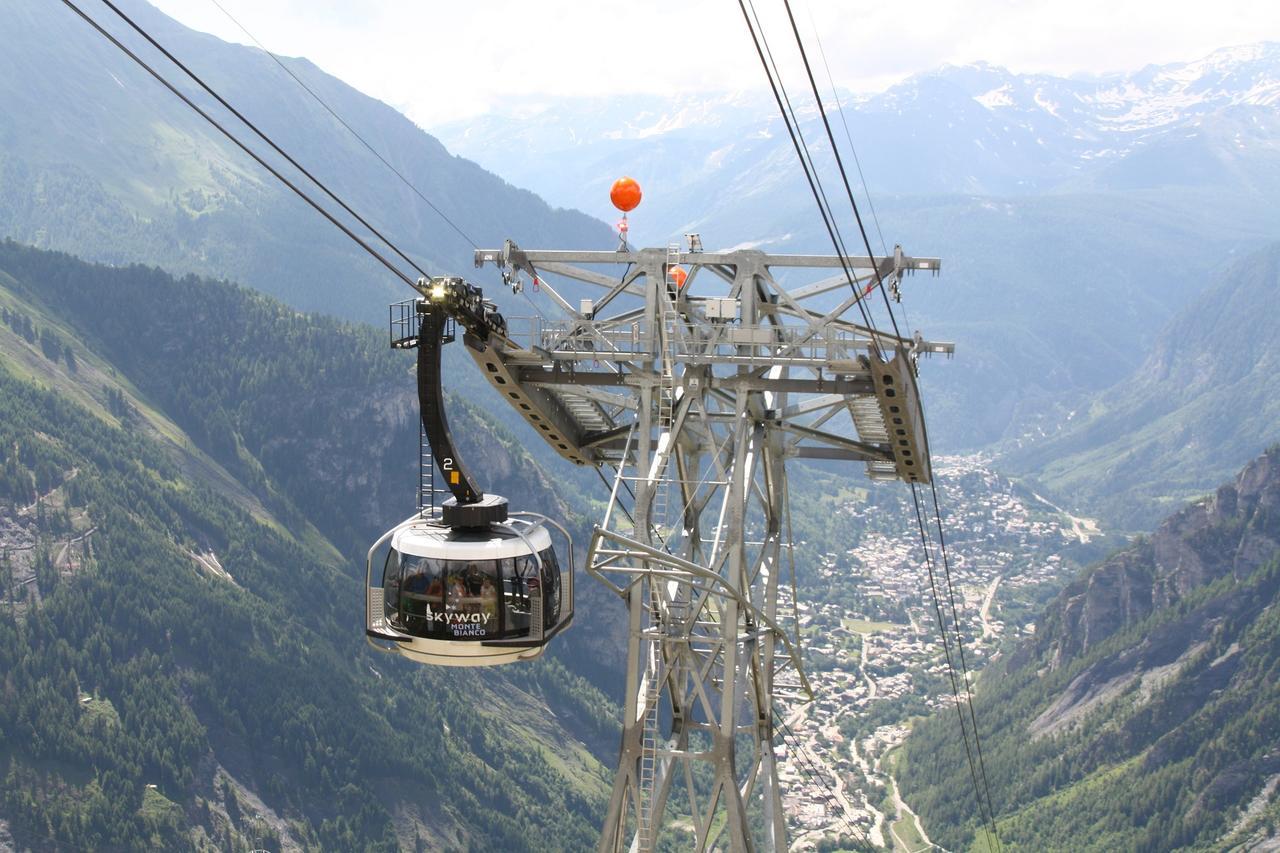 Centrale Courmayeur Kültér fotó
